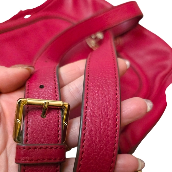 Tory Burch Amanda Red Leather Saddle Crossbody Bag Gold Logo NWT - Picture 13 of 14